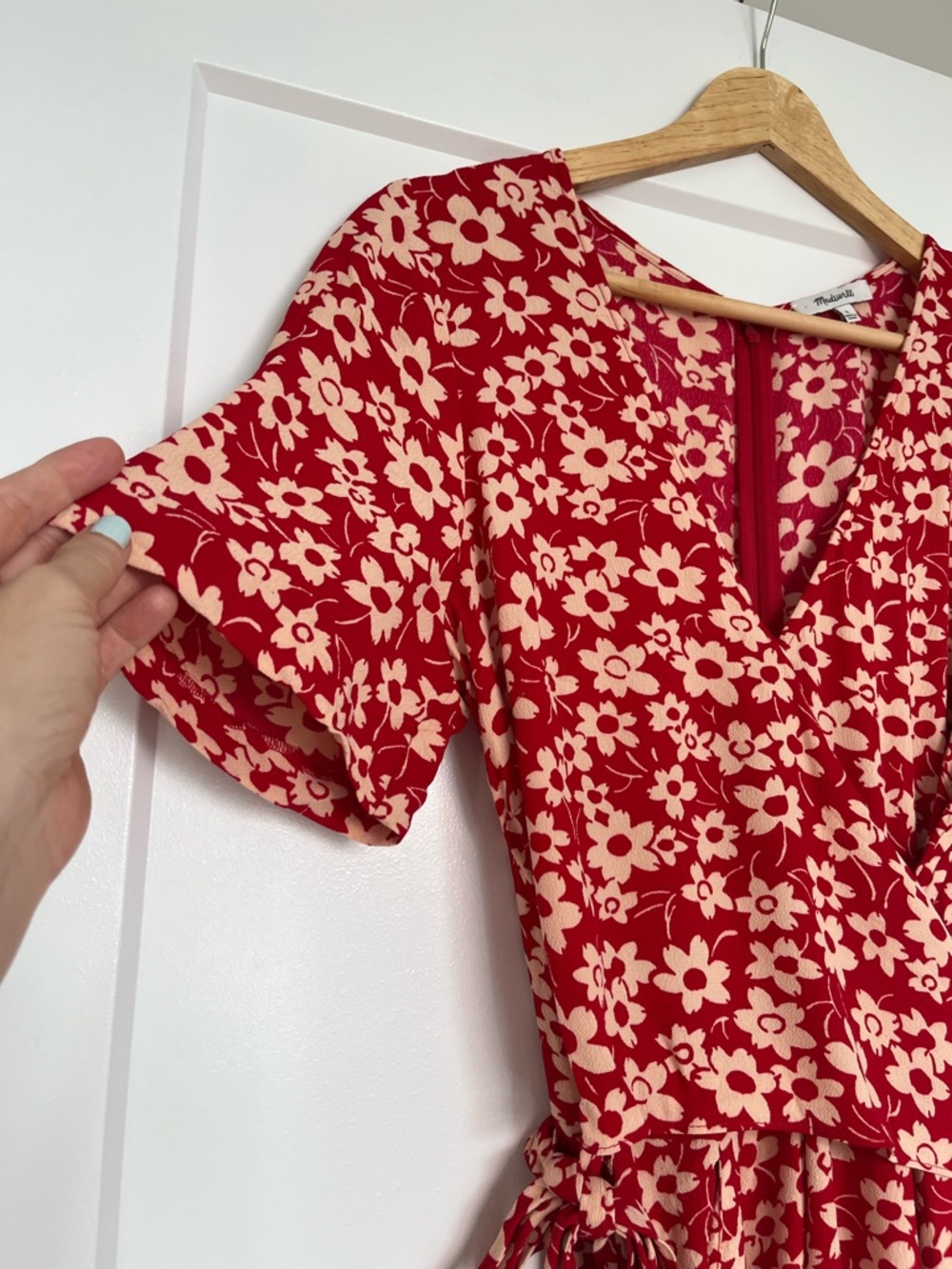 Madewell Floral Wrap Romper Red Cream Daisy Print Womens 6 Cottagecore - Picture 4 of 10